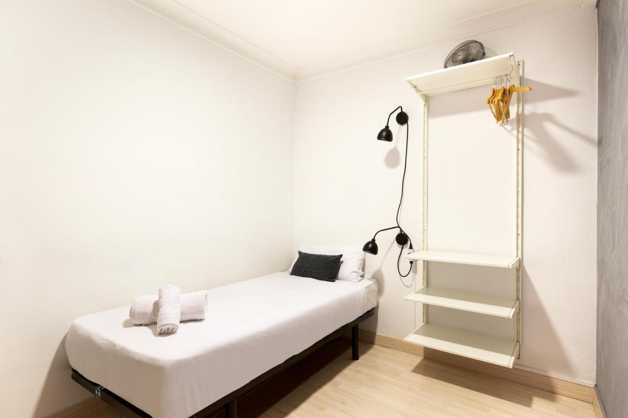 Stay U-Nique Apartments Aribau Barcellona Esterno foto