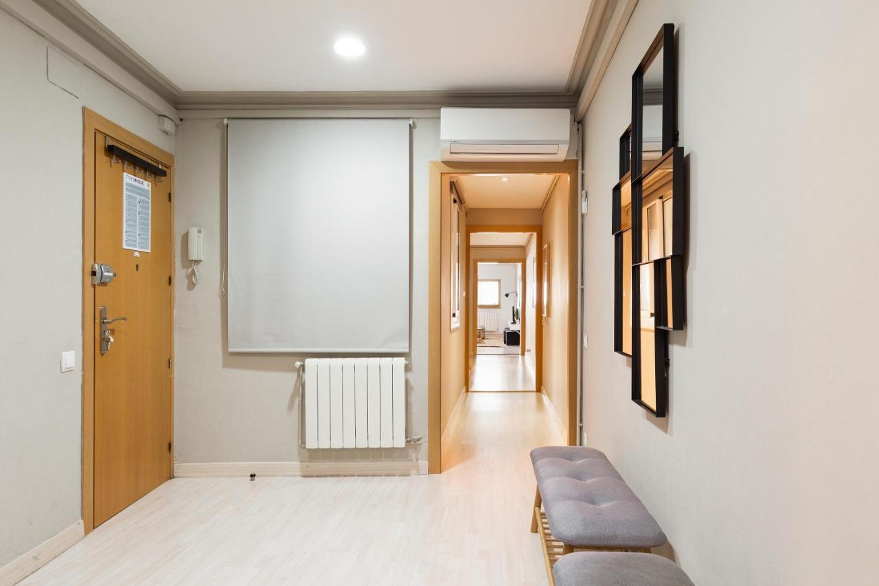 Stay U-Nique Apartments Aribau Barcellona Esterno foto