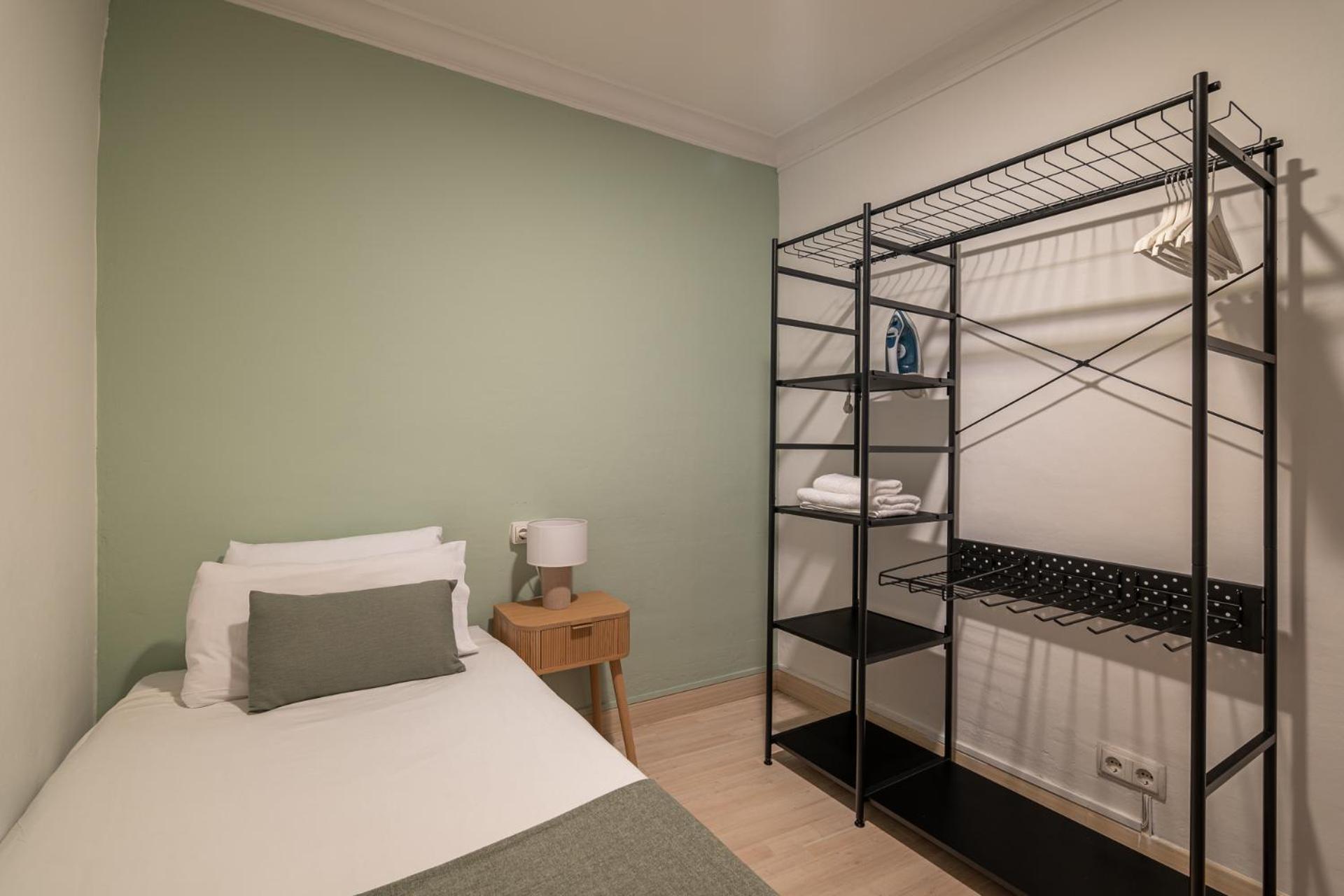 Stay U-Nique Apartments Aribau Barcellona Esterno foto